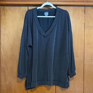 ARULA Charcoal Ribbed Knit Top